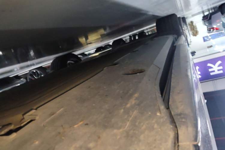 Used XPeng G7 2025 702 Max Right Side Sill
