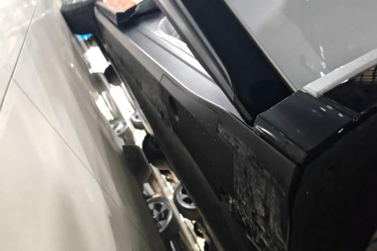 Used XPeng G7 2025 702 Max Right Side Sill