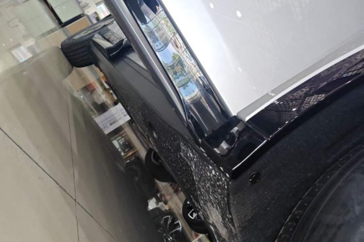 Used XPeng G7 2025 702 Max Right Side Sill