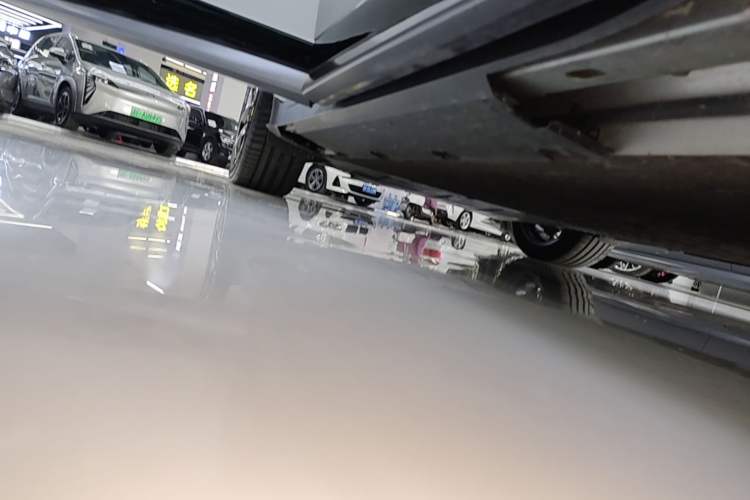 Used XPeng G7 2025 Model—702 Ultra Long Range Right Side Sill