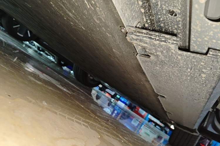 Used XPeng G7 2025 702 Max Right Side Sill