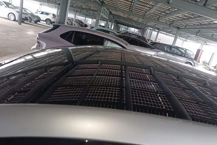 Used XPeng G7 2025 Model—702 Ultra Long Range Roof