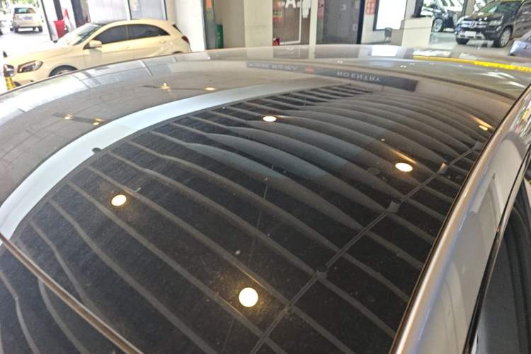 Used XPeng G7 2025 Model—702 Ultra Long Range Roof