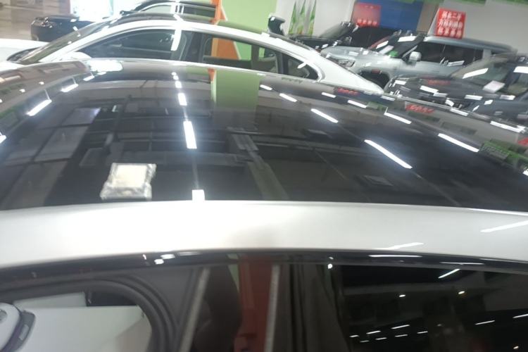 Used XPeng G7 2025 Model—702 Ultra Long Range Roof