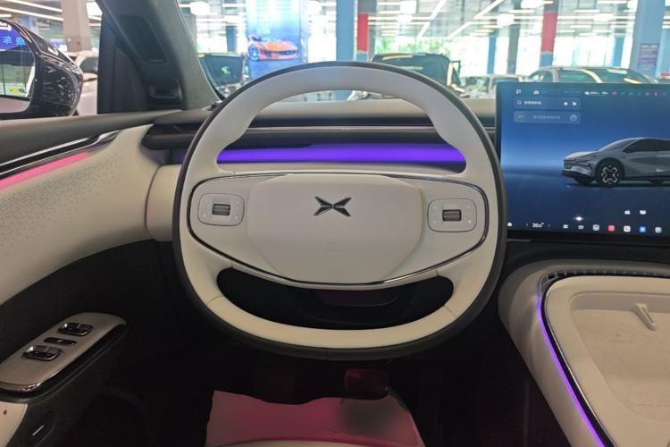 Used XPeng G7 2025 Model—702 Ultra Long Range Steering Wheel