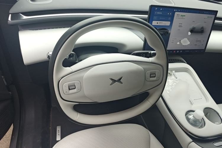 Used XPeng G7 2025 Model—702 Ultra Long Range Steering Wheel