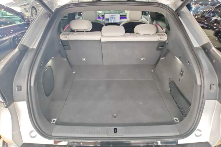 Used XPeng G7 2025 Model—702 Ultra Long Range Trunk