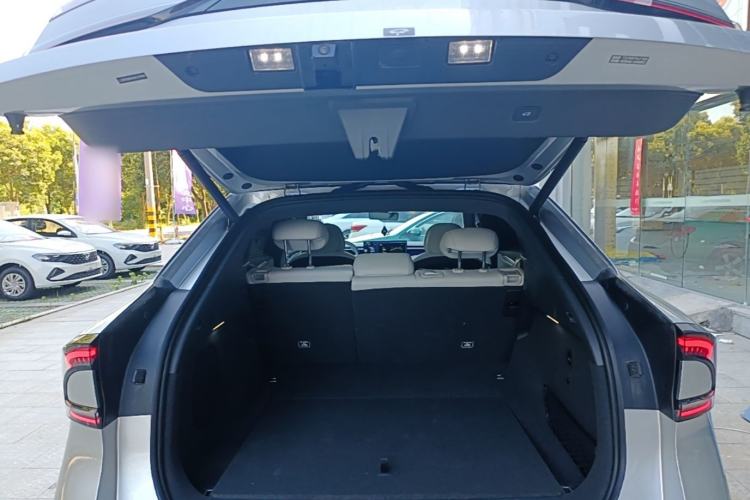 Used XPeng G7 2025 702 Max Trunk