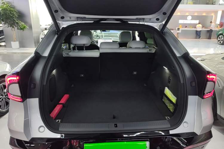 Used XPeng G7 2025 Model—702 Ultra Long Range Trunk