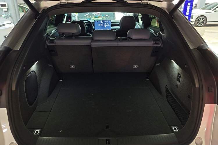 Used XPeng G7 2025 702 Max Trunk