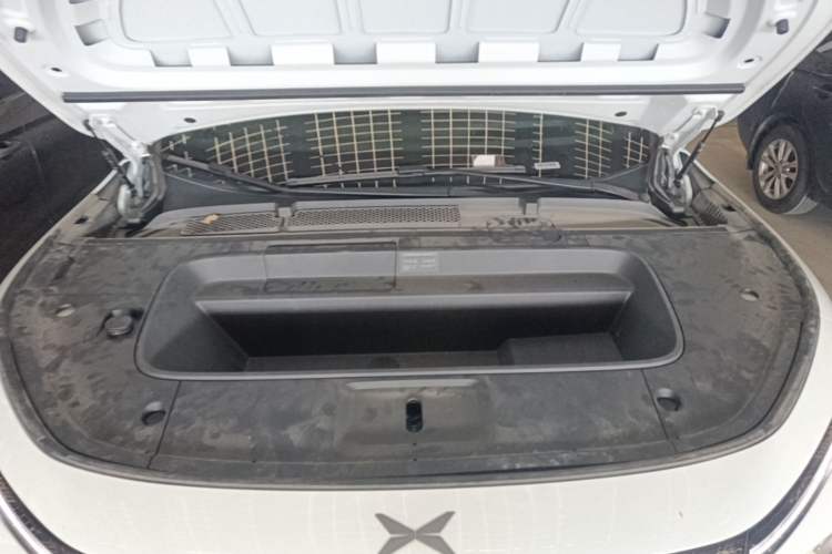 Used XPeng G7 2025 Model—702 Ultra Long Range Engine Bay