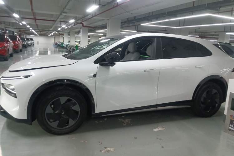 Used XPeng G7 2025 Model—602 Long Range Max Exterior 3