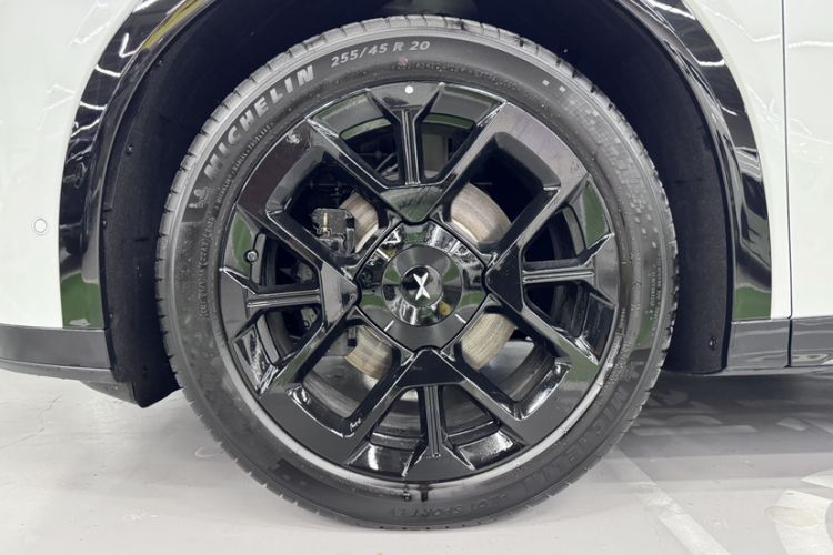 Used XPeng G7 2025 702 Max Exterior 9
