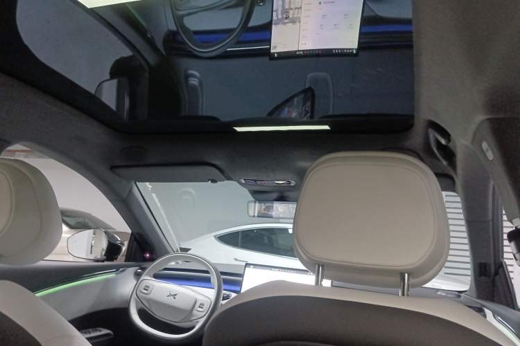 Used XPeng G7 2025 Model—602 Long Range Max Headliner