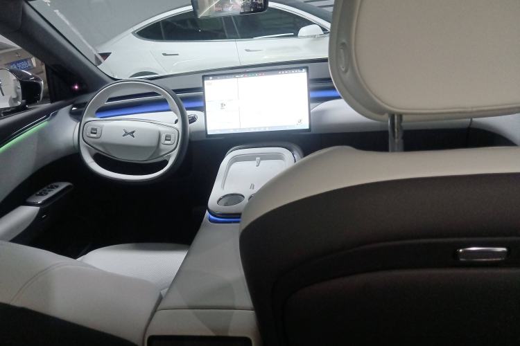 Used XPeng G7 2025 Model—602 Long Range Max Interior 2