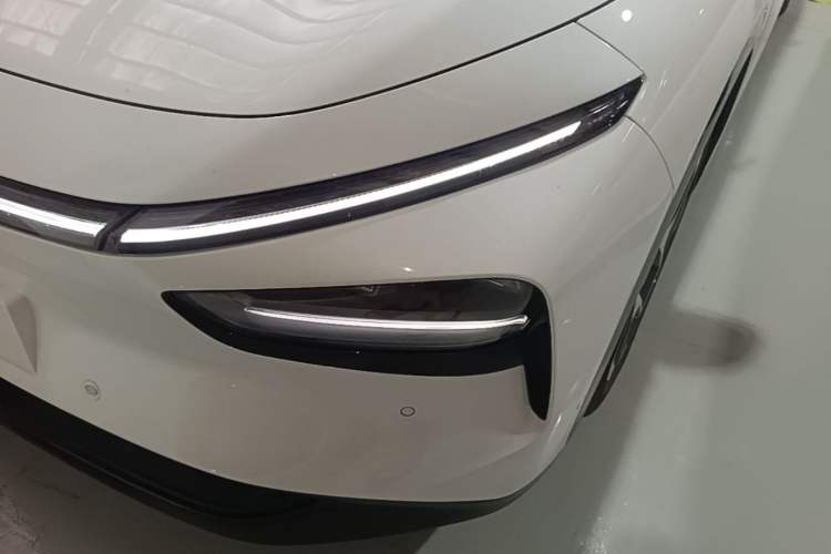 Used XPeng G7 2025 Model—702 Ultra Long Range Left Front Headlight