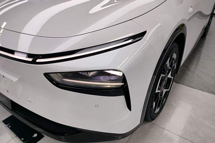 Used XPeng G7 2025 Model—702 Ultra Long Range Left Front Headlight