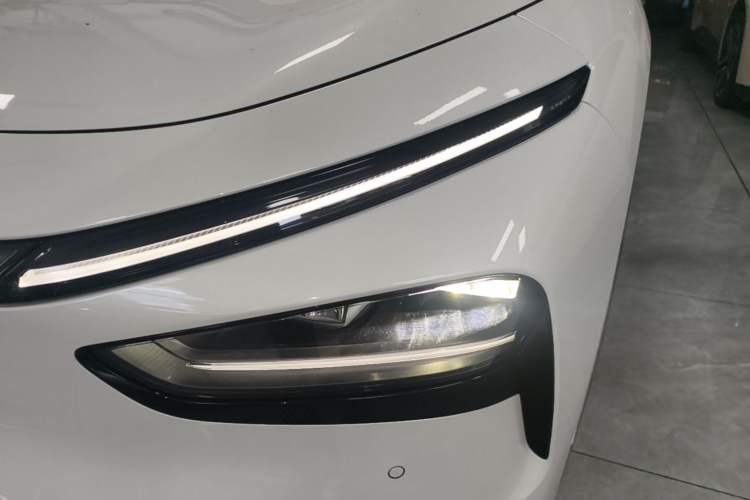 Used XPeng G7 2025 Model—702 Ultra Long Range Left Front Headlight