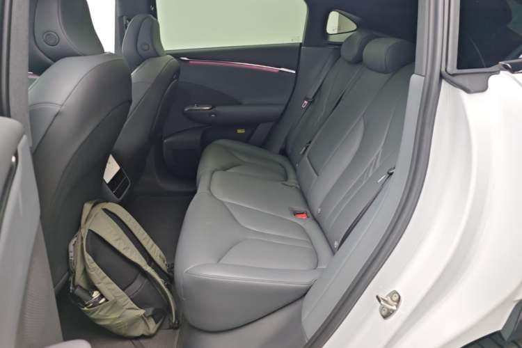Used XPeng G7 2025 Model—702 Ultra Long Range Left Rear Seat