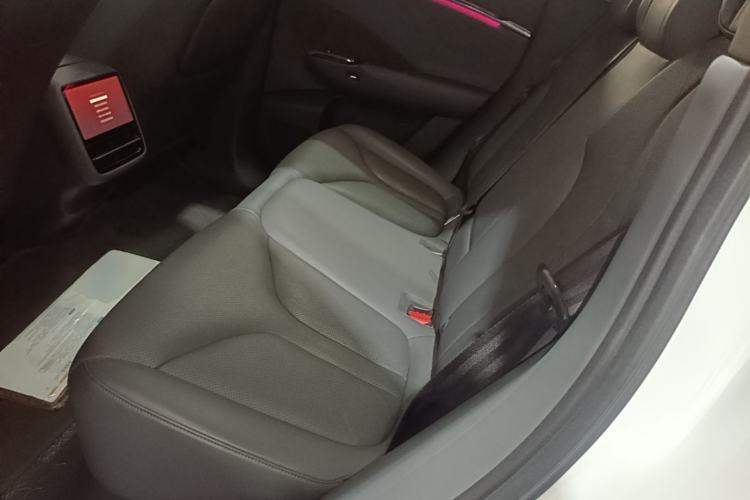Used XPeng G7 2025 Model—702 Ultra Long Range Left Rear Seat
