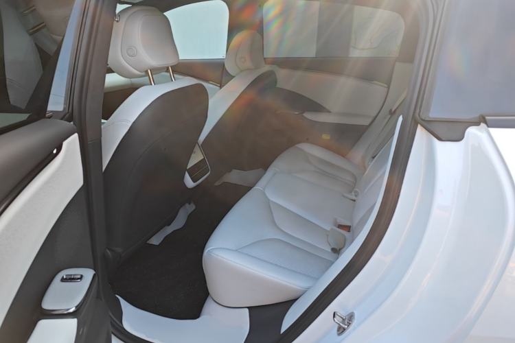 Used XPeng G7 2025 Model—702 Ultra Long Range Left Rear Seat