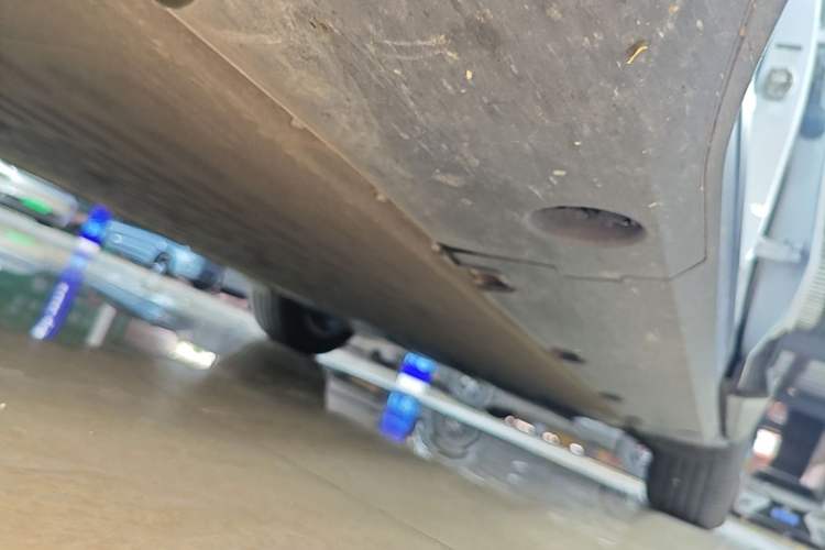 Used XPeng G7 2025 Model—602 Long Range Max Left Side Sill
