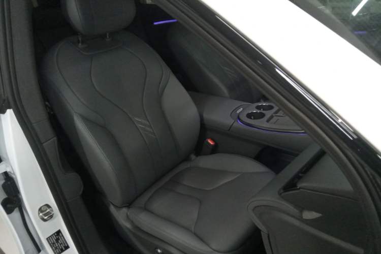 Used XPeng G7 2025 Model—702 Ultra Long Range Right Front Seat