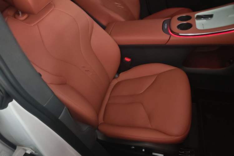 Used XPeng G7 2025 702 Max Right Front Seat