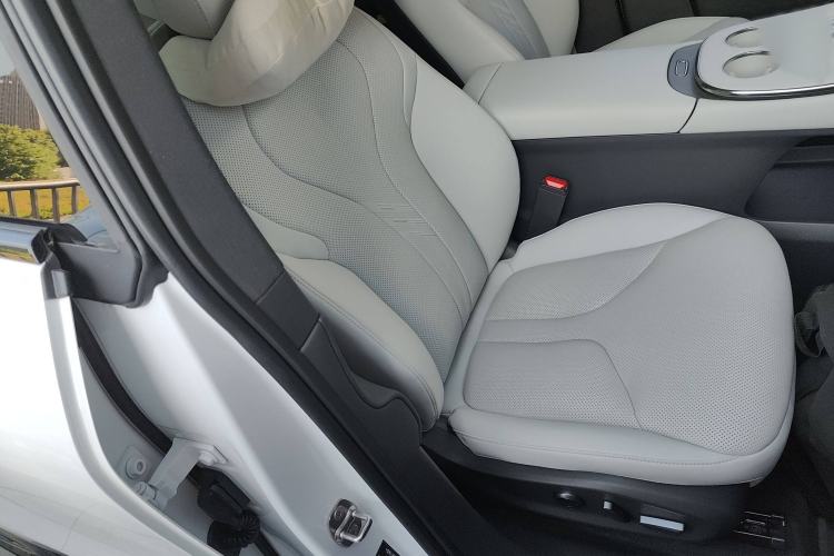 Used XPeng G7 2025 702 Max Right Front Seat