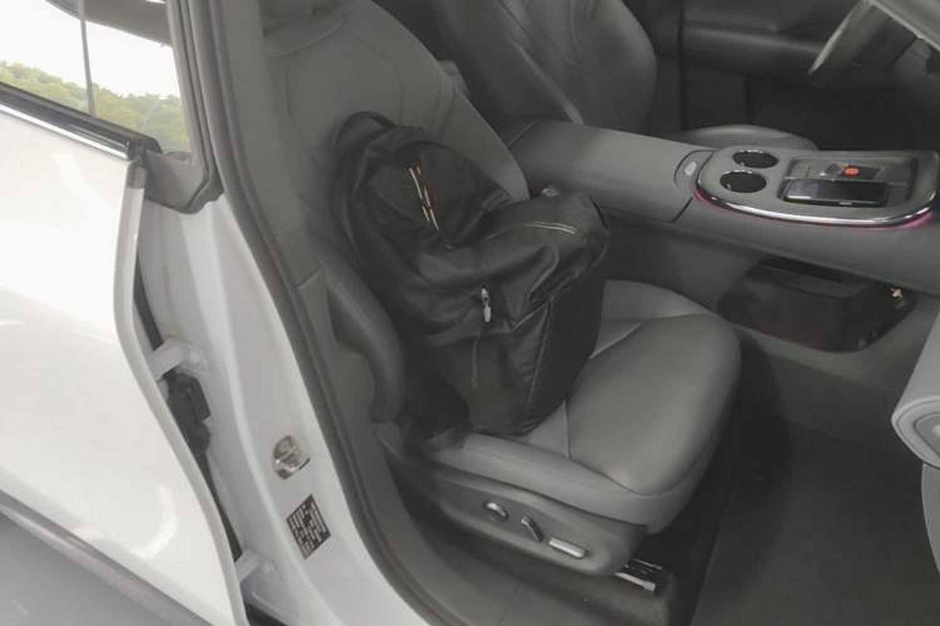 Used XPeng G7 2025 Model—702 Ultra Long Range Right Front Seat
