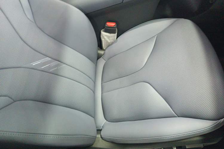 Used XPeng G7 2025 702 Max Right Front Seat