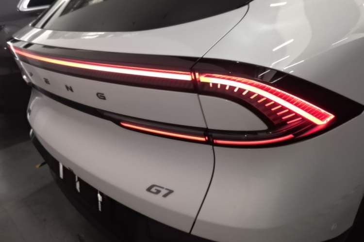 Used XPeng G7 2025 Model—702 Ultra Long Range Right Rear Taillight