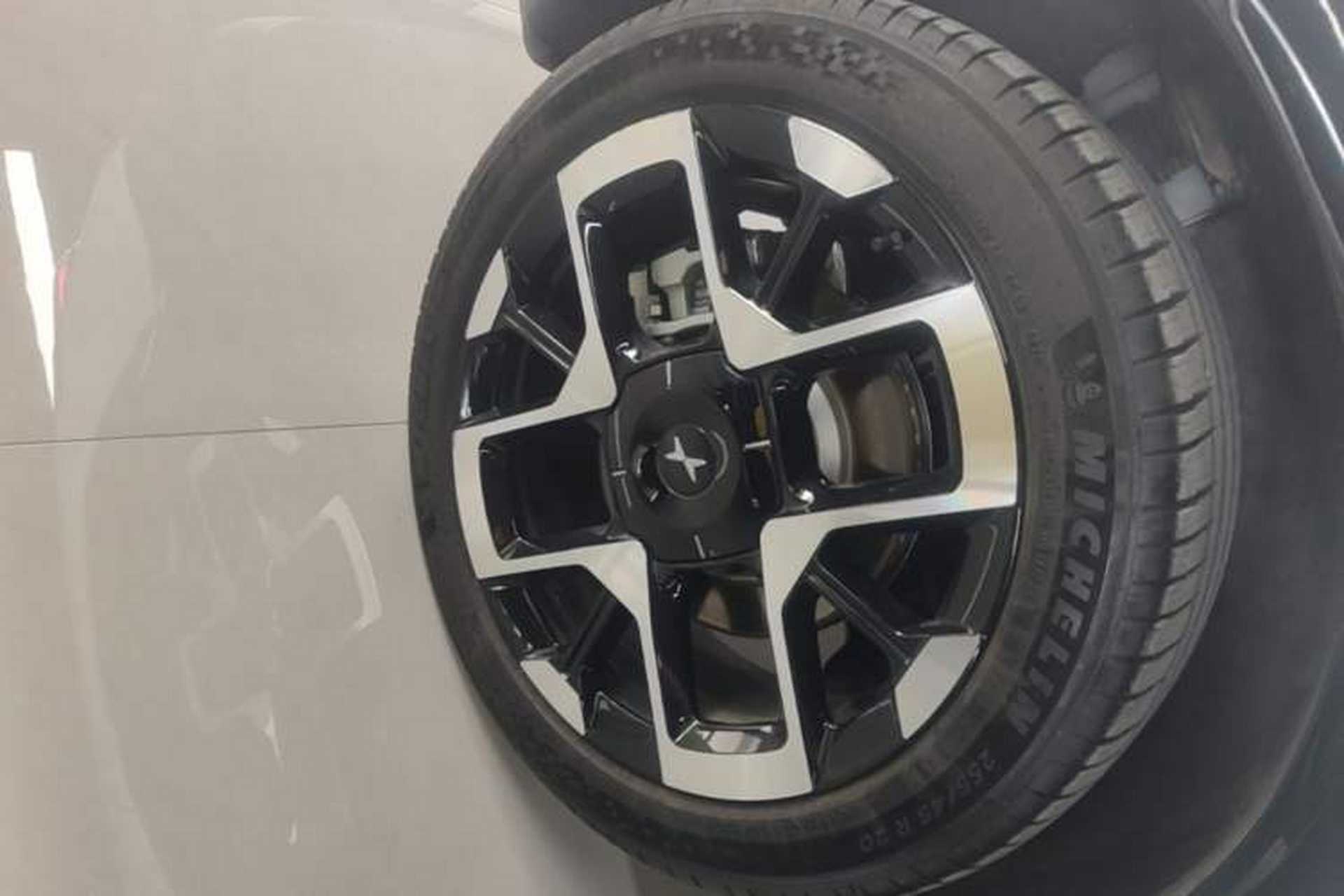 Used XPeng G7 2025 Model—702 Ultra Long Range Right Rear Wheel Hub