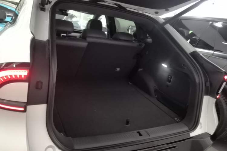 Used XPeng G7 2025 Model—702 Ultra Long Range Trunk