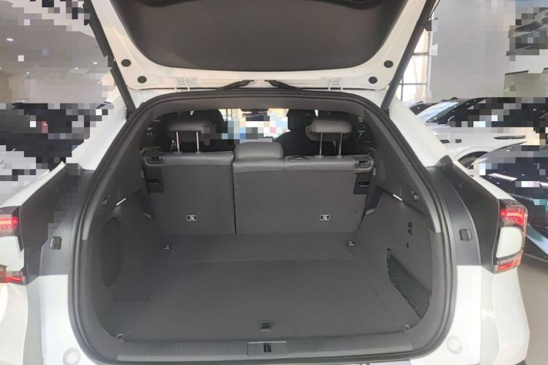 Used XPeng G7 2025 702 Max Trunk
