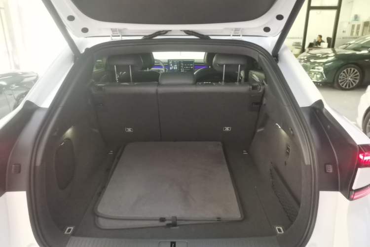 Used XPeng G7 2025 Model—702 Ultra Long Range Trunk