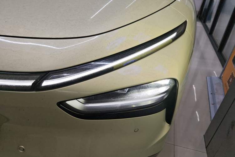 Used XPeng G7 2025 Model—602 Long Range Max Left Front Headlight