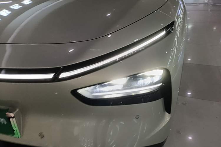 Used XPeng G7 2025 Model—702 Ultra Long Range Left Front Headlight