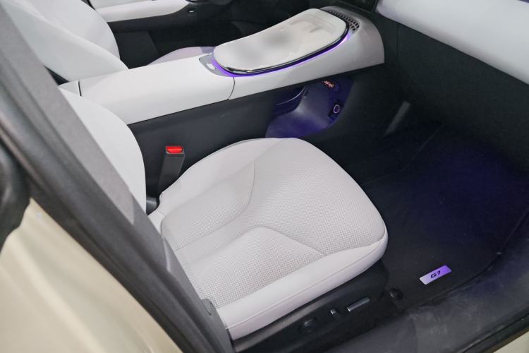 Used XPeng G7 2025 Model—602 Long Range Max Right Front Seat