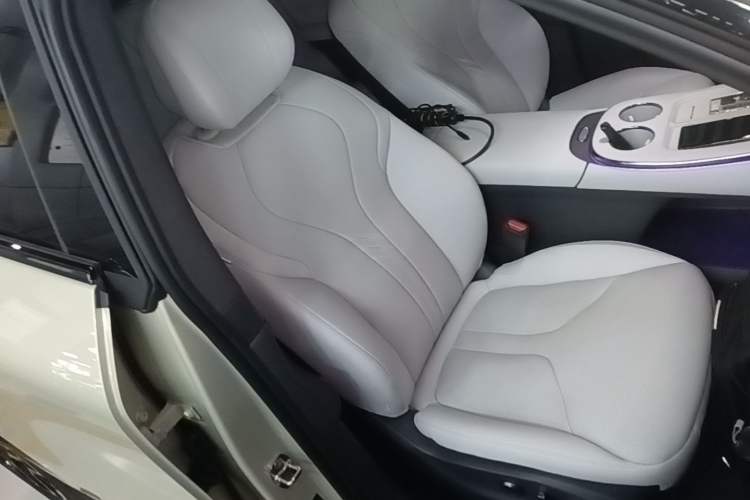 Used XPeng G7 2025 Model—702 Ultra Long Range Right Front Seat