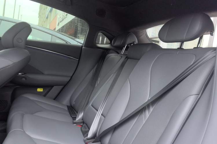 Used XPeng G7 2026 Model, Range-Extended 1704 Max Flagship Edition Left Rear Seat