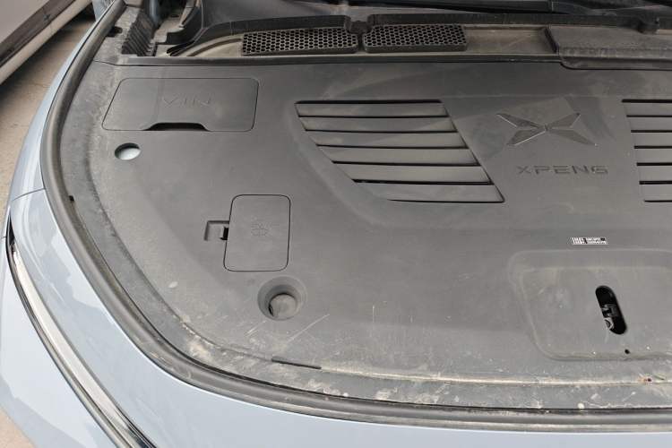 Used XPeng G7 2026 Model, Range-Extended 1704 Max Tech Edition Engine Bay Right