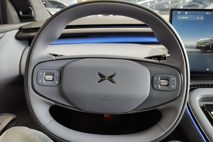 Used XPeng G7 2026 Model, Range-Extended 1704 Max Flagship Edition Steering Wheel