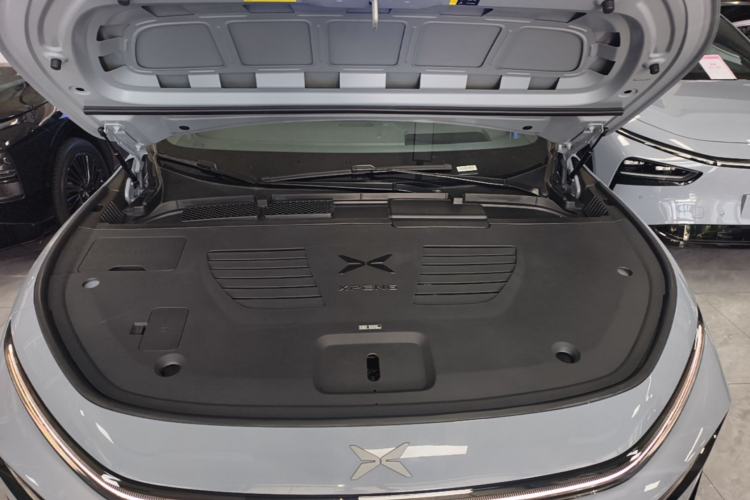 Used XPeng G7 2026 Model, Range-Extended 1704 Max Flagship Edition Engine Bay