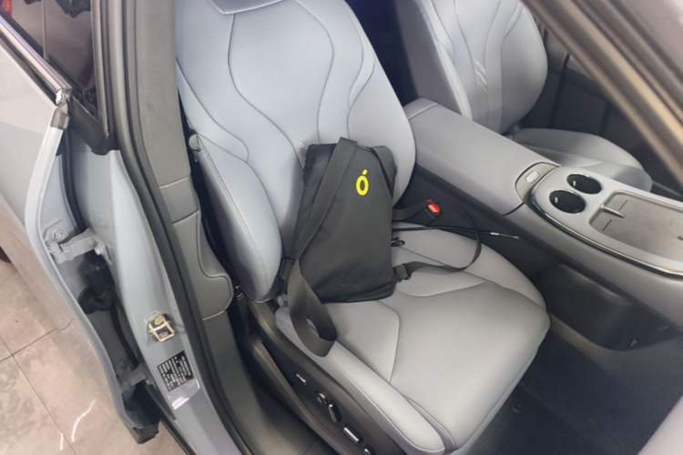 Used XPeng G7 2026 Model, Range-Extended 1704 Max Flagship Edition Right Front Seat