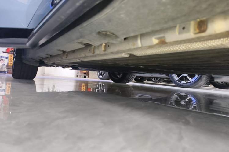 Used XPeng G7 2026 Model, Range-Extended 1704 Max Flagship Edition Right Side Sill