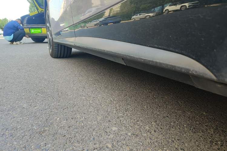 Used XPeng G7 2026 Model, Range-Extended 1704 Max Flagship Edition Left Side Sill
