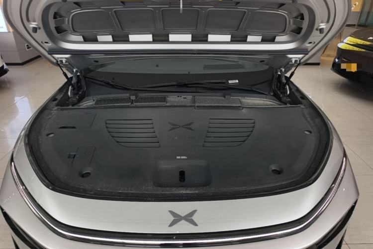 Used XPeng G7 2026 Model, Range-Extended 1704 Max Flagship Edition Engine Bay
