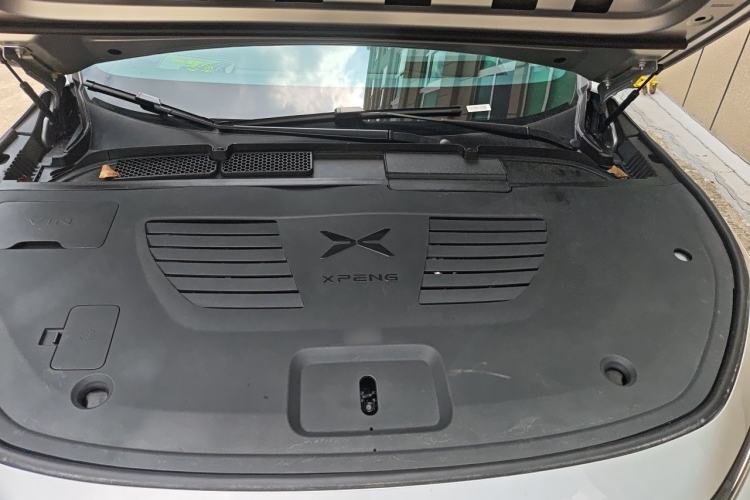 Used XPeng G7 2026 Model, Range-Extended 1704 Max Flagship Edition Engine Bay