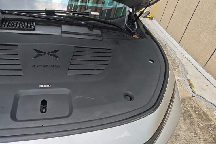 Used XPeng G7 2026 Model, Range-Extended 1704 Max Flagship Edition Engine Bay Left
